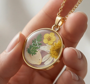Personalized Dried Flower Resin Necklace