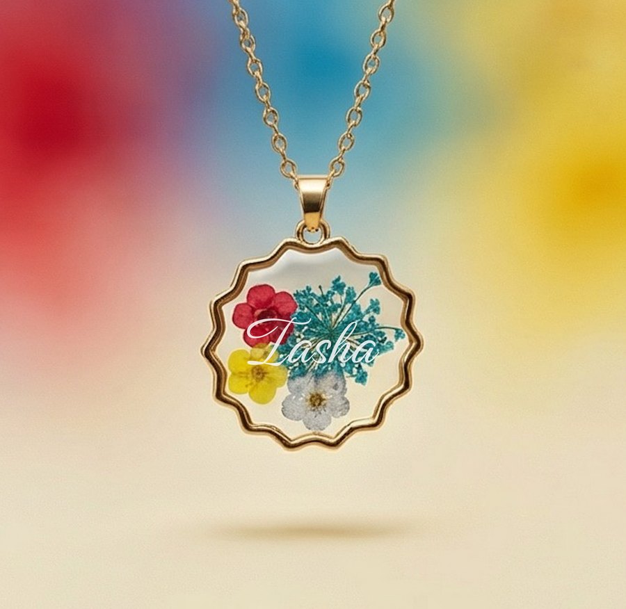 Personalized Dried Flower Resin Necklace